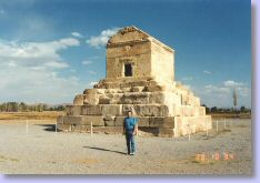  Iran:Pasargade,Grab Kyros II