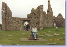 Irland: Clonmacnoise