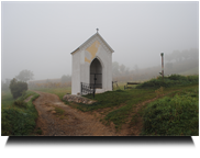 Start wie immer beim Wegkreuz